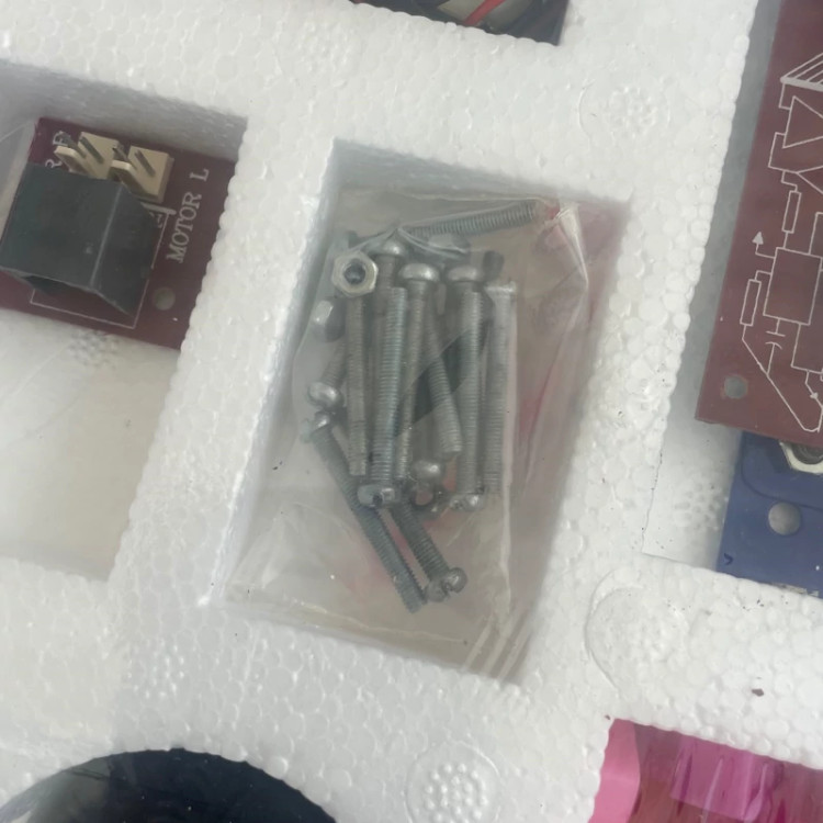 کیت رباتیک ربات کوچولو و روبووار